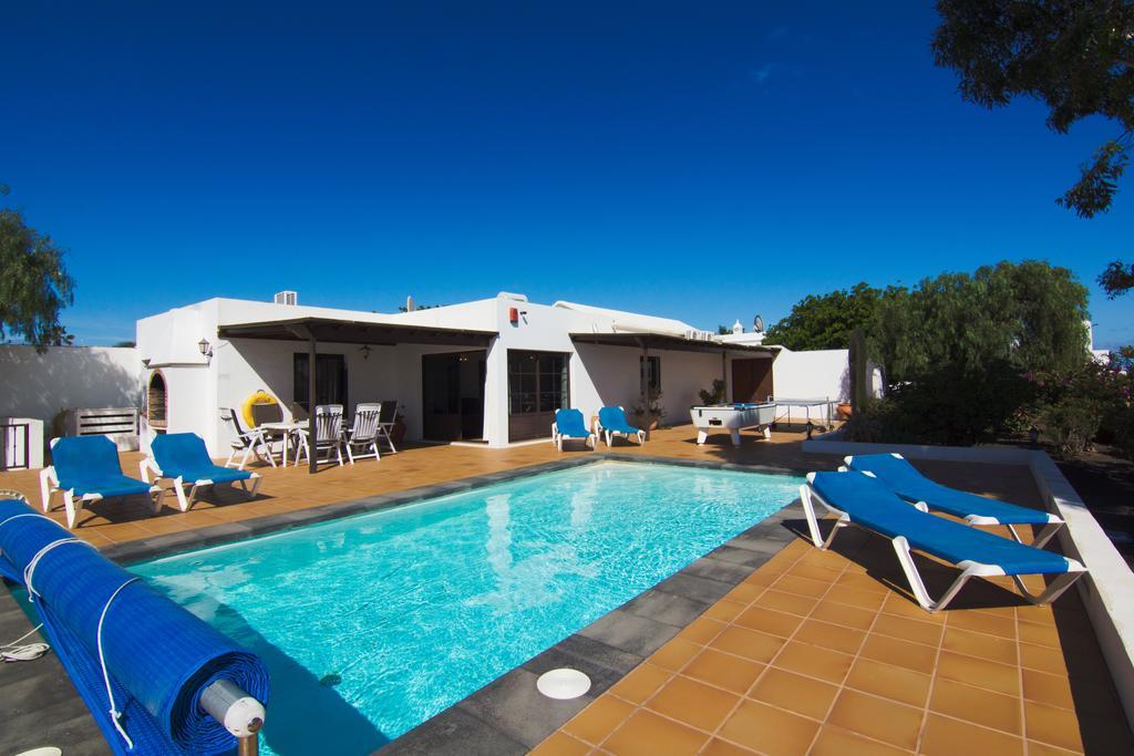 Villa Corona Willa *
